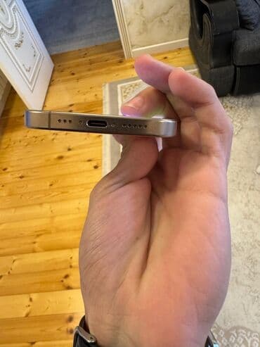 телефон fly 6: IPhone 16 Pro, 128 ГБ, Золотой — 7