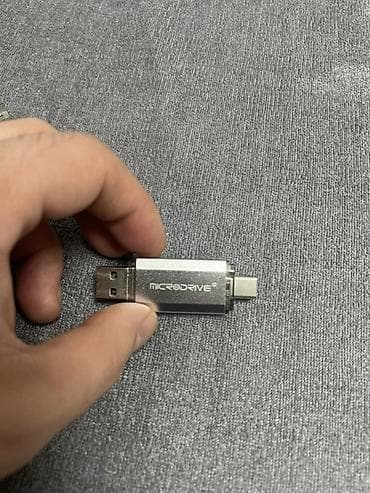 Planşetlər: Məhsul: MICRODRIVE iki tərəfli USB yaddaş qurğusu Xüsusiyyətlər:128GB — 2