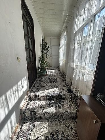 ev: 250 kv. m, 9 otaq, Qaz, İşıq, Su — 9