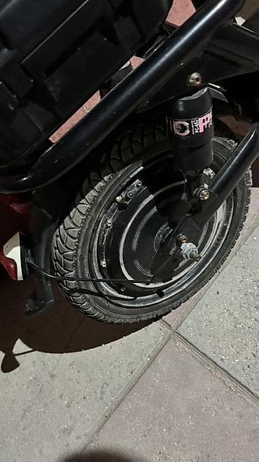 skuter: Elektrik skuter – oturacaqlı, güzgülərlə Xüsusiyyətlər: - Şəhər üçün — 5