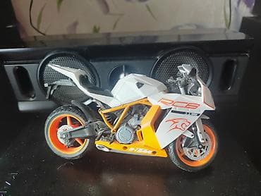cd disk: Kolleksiya üçün motosiklet modeli - Tip: idman motosikleti maketi - — 5