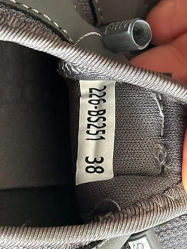 dini: Salam, ayakkabı Ərəbistanan gəlib,çox rahatdı,her gün geyinmək üçün — 7