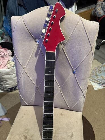 gitara haqqında məlumat: Gitara Golu — 1