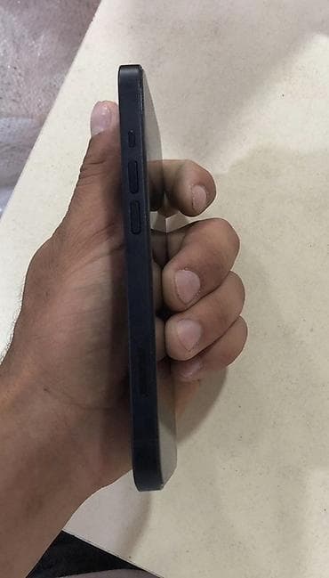 IPhone 13, 128 ГБ, Midnight — 4