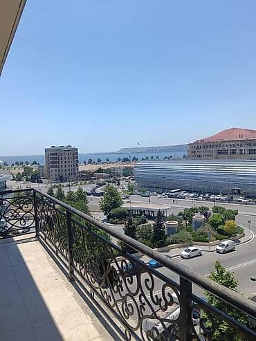 7 mikrorayon: İcarəyə verilir 4 otaqlı yeni tikili 137 m², Ağ şəhər q. Kateqoriya — 3