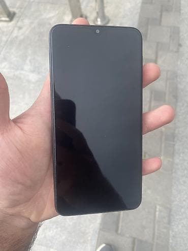 ipad 11 pro m4: Samsung Galaxy A10, 32 GB, Face ID — 1