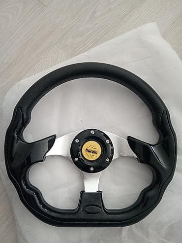 21011 vaz: Avtomobil üçün idman sükanı - Dizayn: 3-şüalı, mərkəzdə sarı loqolu — 6