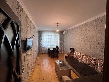 Bakixanovda Akord binasinda orta təmirli baximli evdi. Menzil 51kv