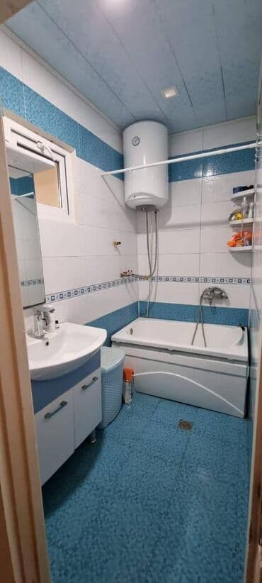 ucuz evlər satış: Bakı, 2 otaqlı, Köhnə tikili, m. Qara Qarayev, 58 kv. m — 10