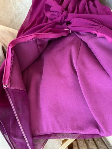 sade donlar: 34-36 olcuye uygundur.1 defe geyinmisem bacimin xina gununde.Rengi — 5