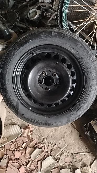 Mersedes teker disqiyle - - Disk: polad disk, çox deşikli (5 bolt