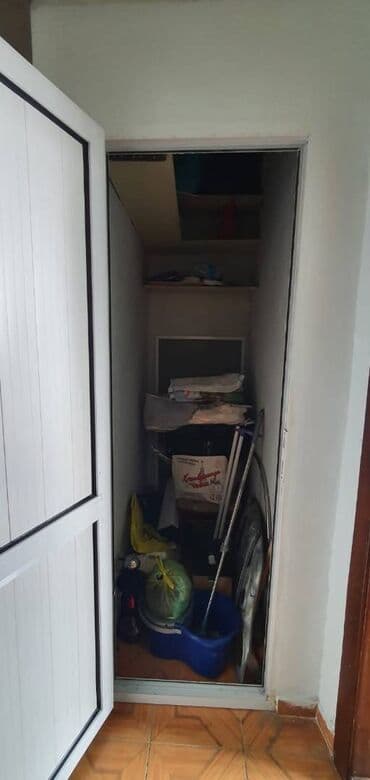 9 mkr kohne binalar: Bakı, 3 otaqlı, Köhnə tikili, 66 kv. m — 10