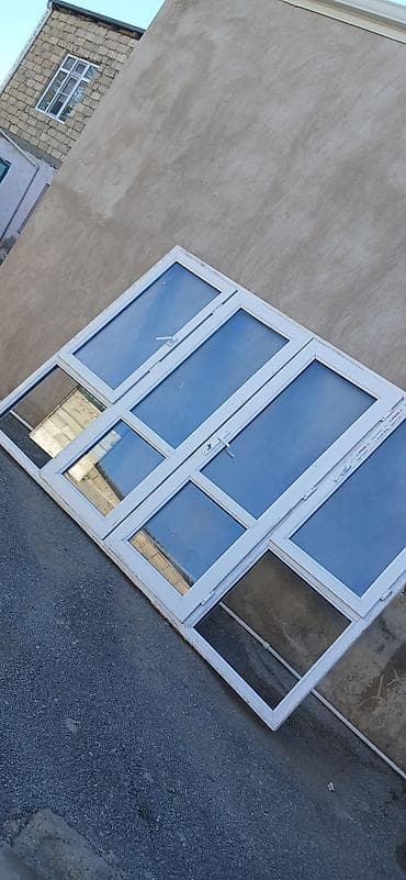 plastik borular: PVC profilindən hazırlanmış geniş vitrajlı qapı-pəncərə dəsti — 1