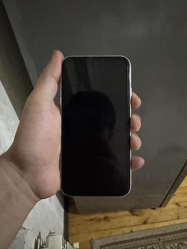 iphone 13 pro max irşad: IPhone 11, Ağ, Face ID — 3