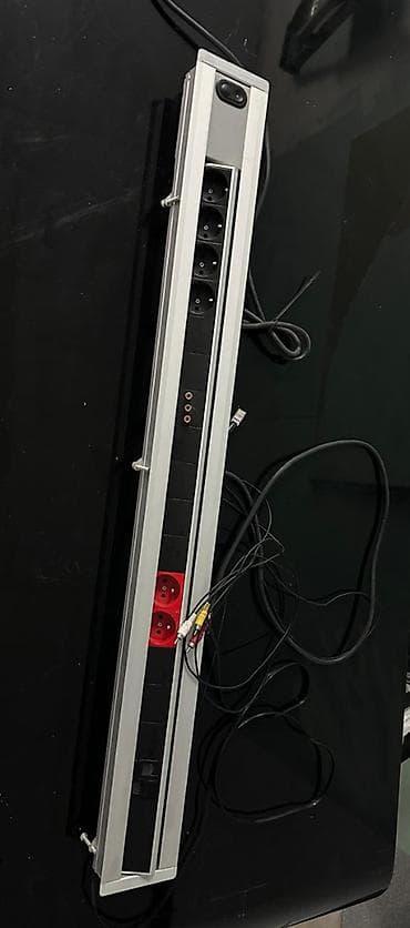 optimal outlet: Ofis və konfrans masaları üçün nəzərdə tutulmuş quraşdırılan elektrik — 1