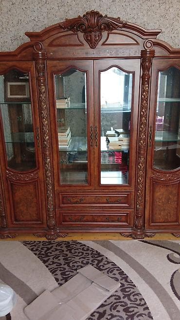 Seravannt və jurnalın masa satılır ünvan hokmelidedir 2 si birlikdə 80