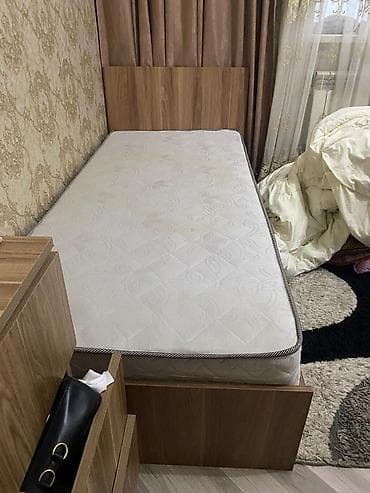Təknəfərlik çarpayı, Bazasız, Matras ilə, Siyirməsiz