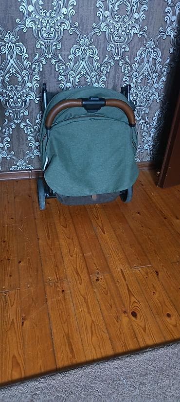 uşaq üçün kalyaska: İşlənmiş, Cins: Oğlan, Yaş: 1-6 ay, Ünvandan götürmə — 9