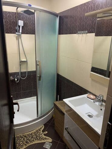 yeni guneslide 2 otaqli kiraye evler: 2 otaqlı, Yeni tikili, 47 kv. m — 3