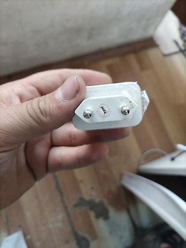 Məhsul: Honor SuperCharge divar adapteri (model: HN-110320E01) — 1