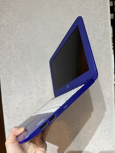 notebook adapdoru: HP Stream 11 seriyalı yüngül və kompakt noutbuk - 11.6" ekran, yuxarı — 3