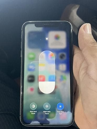 apple macbook: IPhone 11, 64 GB, Qara, Face ID — 4