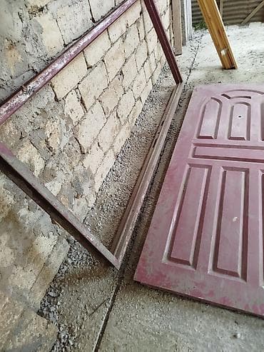 seyf qapi 2ci el: Dəmir giriş qapısı - Material: qalın metal vərəq, möhkəm dəmir karkas — 1