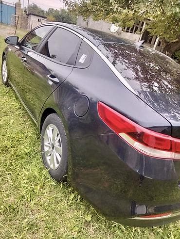 kia sephia 1996: Kia Optima: 2 l | 2017 il Sedan — 7