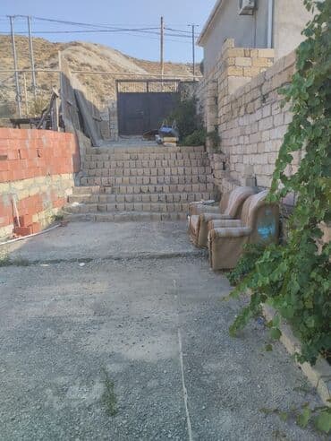 3 kv. m, 3 otaqlı, Qaz, İşıq, Su