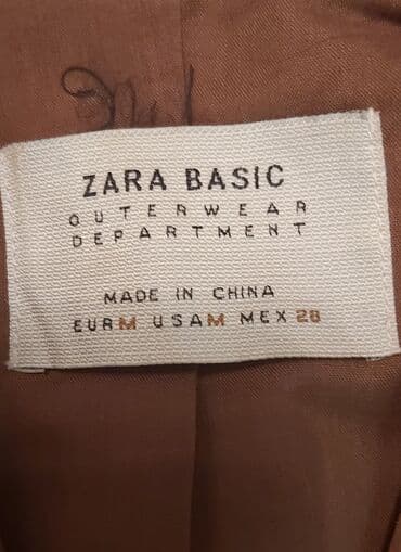 hicabli geyimler: Пиджак замшевый.фирма ZARA.б/уодетый 2-3 раза.размер М.цена 50 ман — 3