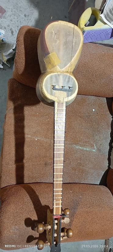 instrumenti: Qərdes Basqalari kimi Dastan Yazasi Deilem . 2008den mendedi . simleri — 2