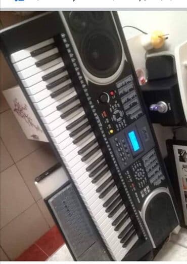 hind paltari: Təzə. Qutuda Yeni başlayanlar üçün piano və ya sintezator kursu üçün — 2