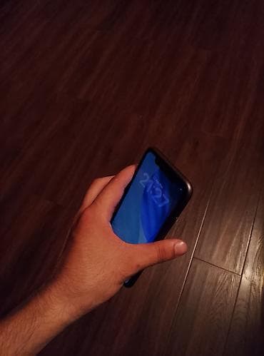 ayfon 16 e: IPhone 11, Qara, Simsiz şarj — 4