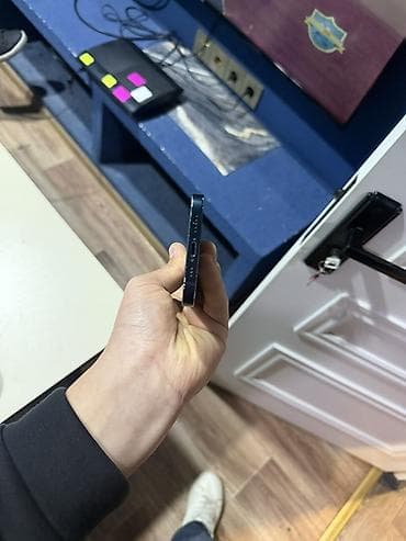 iphone 12 pro world telecom: IPhone 13, 128 GB, Mavi, Barmaq izi, Face ID — 5