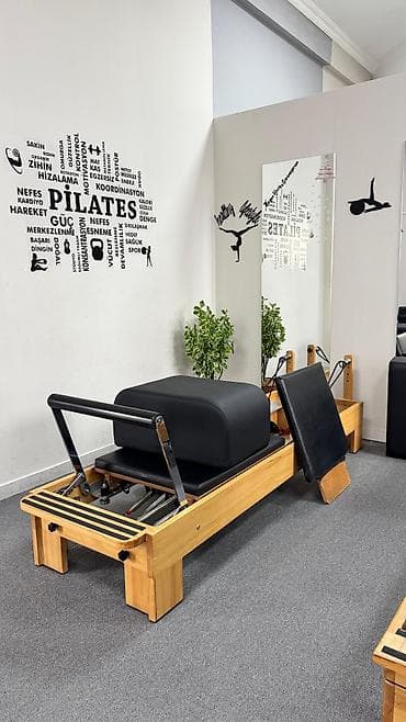 Turniklər və bruslar: Pilates Reformer trenajoru - Material: möhkəm taxta karkas — 3