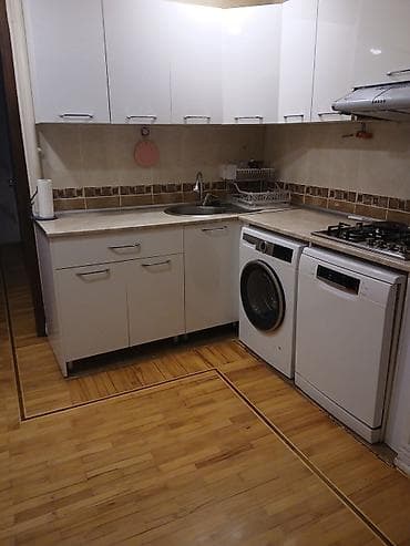 4 otaqlı ev alıram: Bakı, 8-ci mikrorayon, 4 otaqlı, Köhnə tikili, 110 kv. m — 6