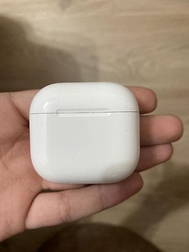 Salam.Qulaqcıq orginaldı ispace’dən alınıb 1 ay işlənib heç bir