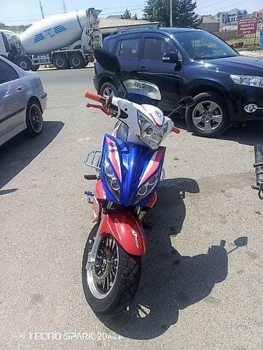 dağ motosiklet: Salam moto idiyal vezyetde satilir Hec bir problemi yoxdur senedleri — 1