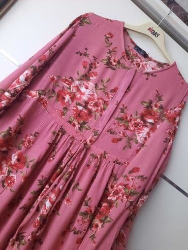 Hicab: Ştapel matereallı paltardır. Ön hissesi zamoklu, beli ipli, qolları — 3