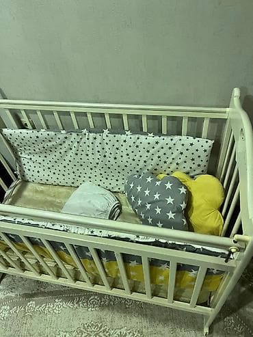 təzə taxt: Oğlan və qız üçün, Dördbucaq, Beşik, Dəst ilə, Matras ilə, Yellənmə mexanizm ilə — 2