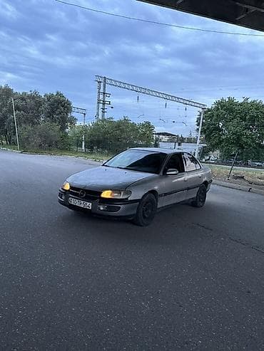 prius mator: Opel Omega: 2 l | 1996 il 329000 km Sedan — 1