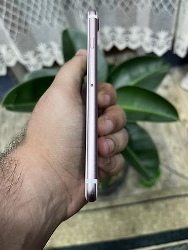 sim nömreler: IPhone 7, 32 GB, Rose Gold, Barmaq izi — 5