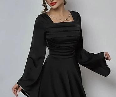 Шубы: Qara rəngdə Qadın libası.
S/M razmerdə — 2