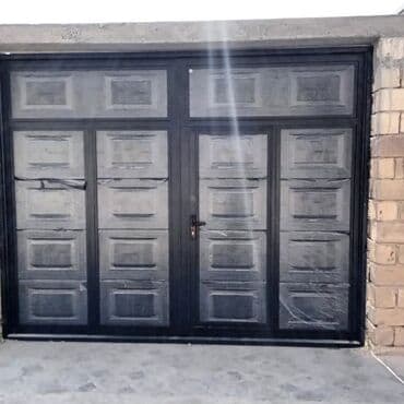 чугунная ванна продать: Naxışlı, qara rəngli ikiqapılı dəmir darvaza, üstündə və qapılarında — 15