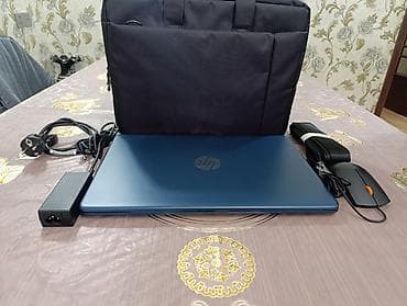 plasteşin 3: HP noutbuk – 15.6" ekranlı, mavi korpuslu model. Komplektdə şarj — 5