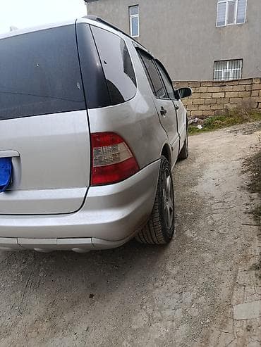 kia satış mərkəzi: Mercedes-Benz ML 320: 3.2 l | 2002 il Ofrouder/SUV — 8