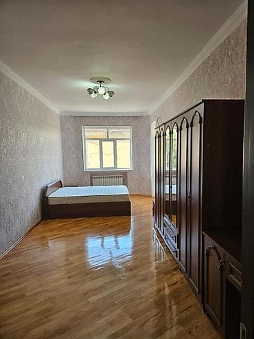 8 noyabr mt Azər Əliyev küç 16/2 mərtəbəsi sahəsi 145 kv 3 otaqlı — 6