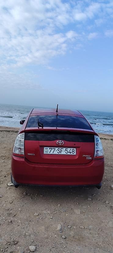 panorama mercedes 2008: Toyota Prius (2-ci nəsil) – qırmızı rəng, hibrid liftbek. Texniki — 3