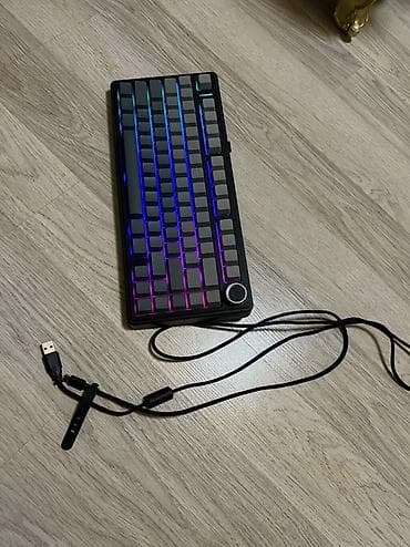 wi fi modem: Aula f75 klaviatura Yarı qiymetine satıram klaviatura tam problemsiz — 1