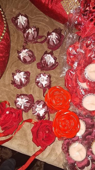 xəstəxana çıxış: Xınayaxdı/gecəlik milli libas dəsti satılır - Rənglər: qırmızı və — 6